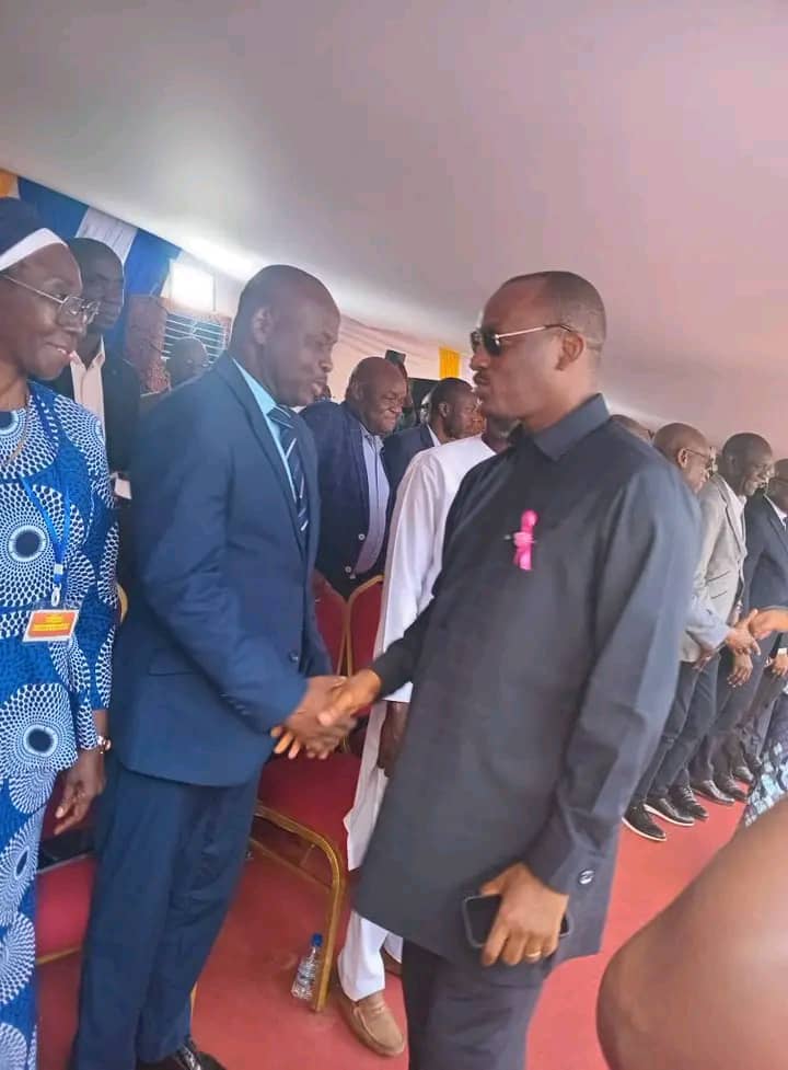 CEREMONIE DE REMISE DES DONS DE KITS SCOLAIRES PAR MADAME DOMINIQUE OUATTARA